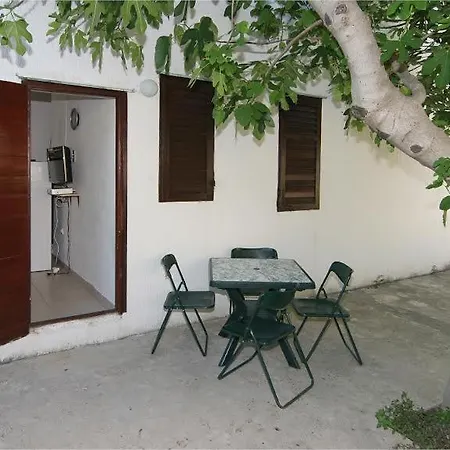 By The Sea Pag - 11400 Apartment *